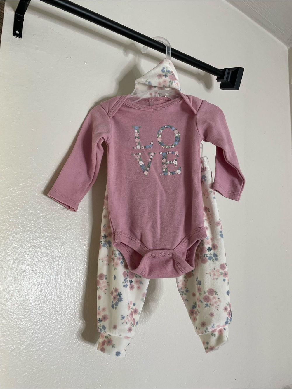 chick pea 0-3M Baby Girl Mauve Long-Sleeve Onesie Matching Pants